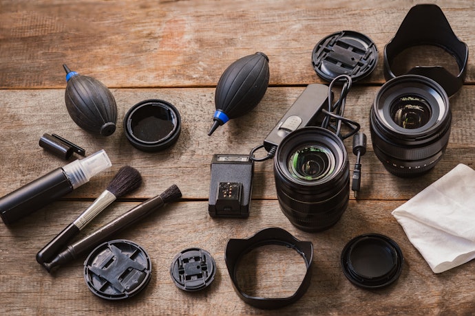 DSLR and SLR Cameras Require More Cleaning Equipment