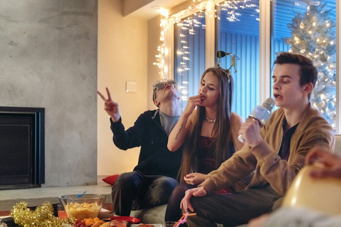 Standalone Mics Are Super Portable and Great for Small Gatherings