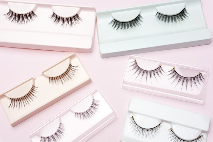Strips for a Classic Look That's Attached with Glue