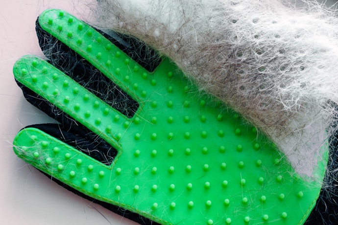 Go for a Hand-Shaped Brush to Mimic Your Touch