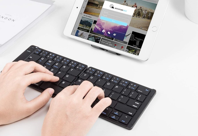 Folding Keyboards Pack Down Smaller But May Have Issues