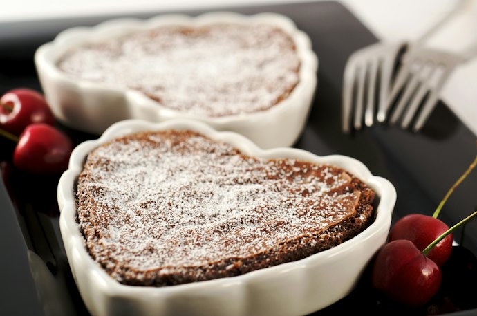 Unique Shapes or Tapered Sides for Serving