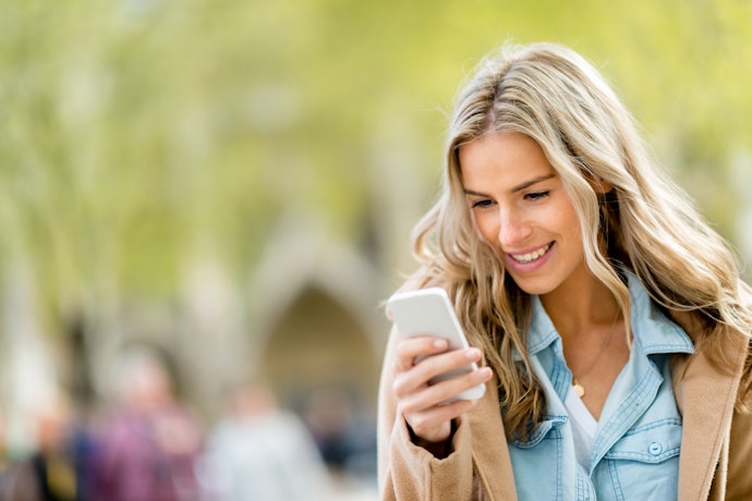 Look for In-App Communication Features