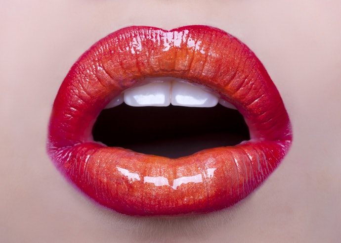Glossy Effect to Leave a Long-Lasting Impression