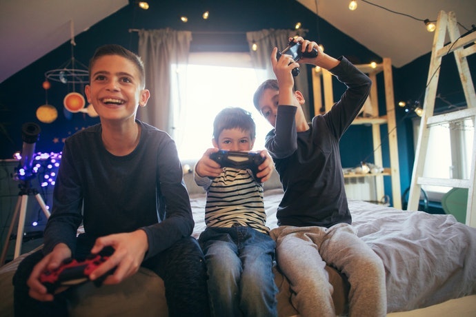 Partner With Friends to Fight Together