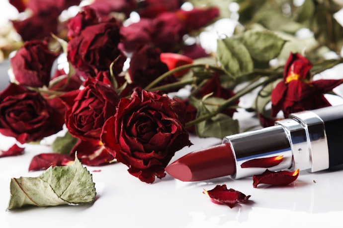 Matte Lipstick for a Mature and Elegant Look