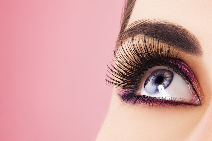 Magnetic Lashes for the Drama without the Mess