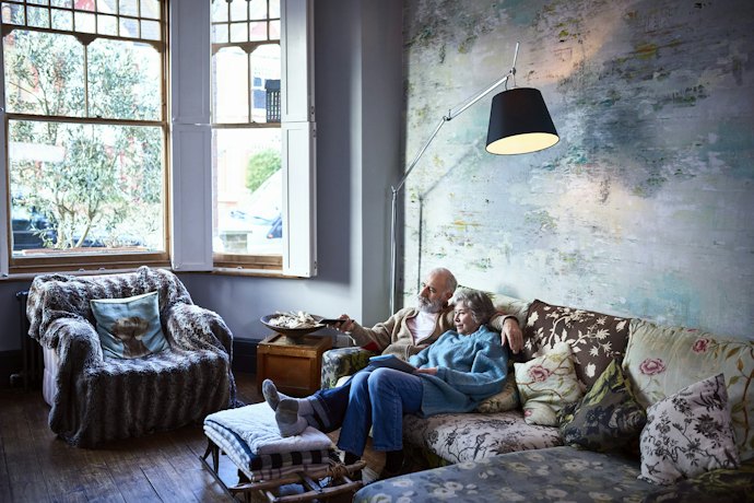 A Chalk Paint That Doesn't Mention a Distressed Look Can Still Be Distressed!