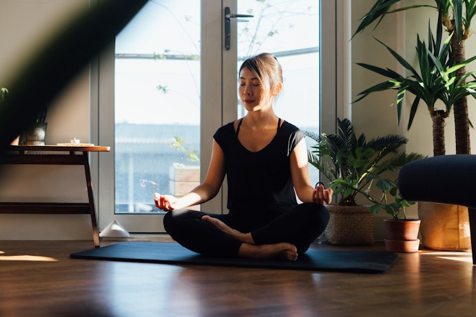 Go for Short Sleeves for Kundalini or Jivamukti