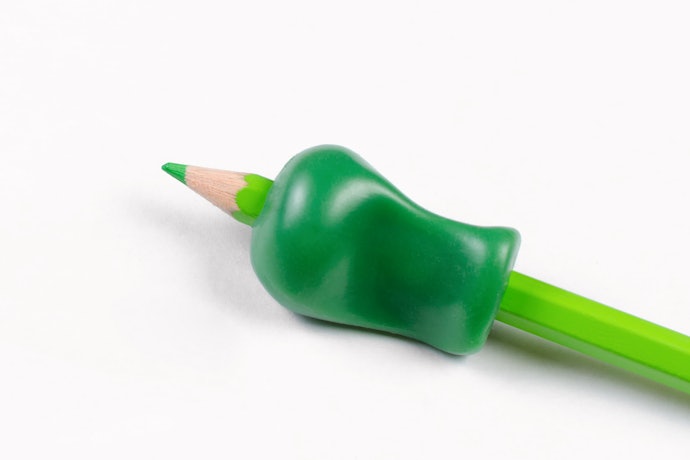 Choose a Pencil Grip to Get the "C" Shape