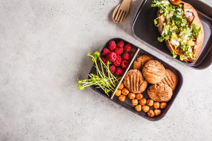 Stainless Steel is Lightweight but Not Microwaveable