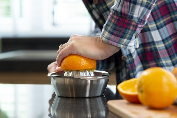 Choose a Manual Juicer for More Power