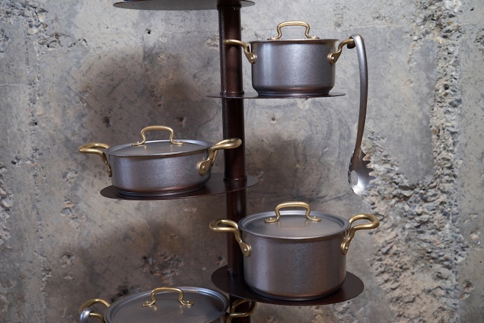 Freestanding Organizers Are Versatile