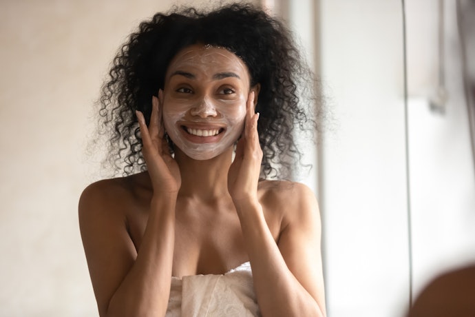 Chemical Exfoliant Masks Can Improve Collagen Production