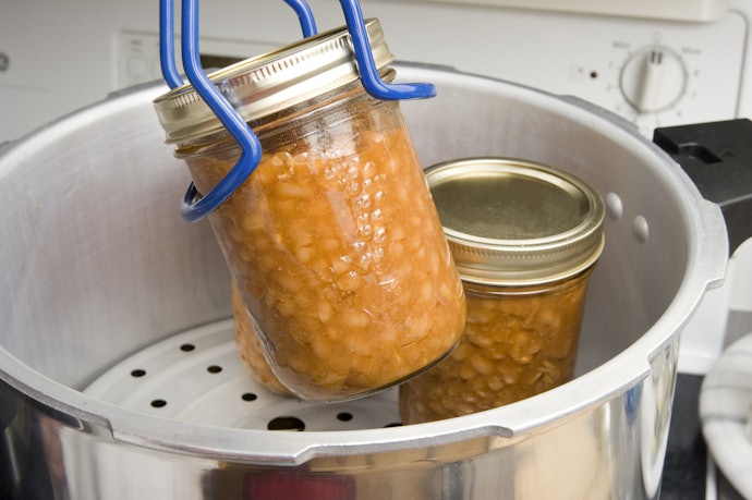 Not All Pressure Cookers Can Safely Handle Canning