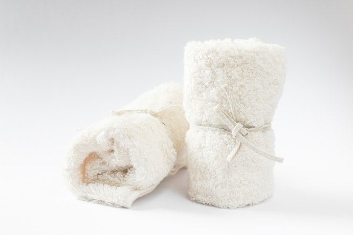 Light Towels to See Dirt