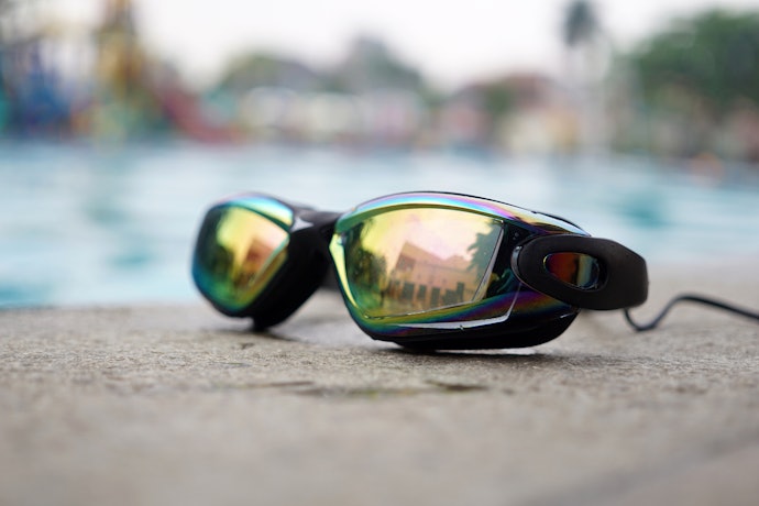 Polarized Lenses Block Intense Glare