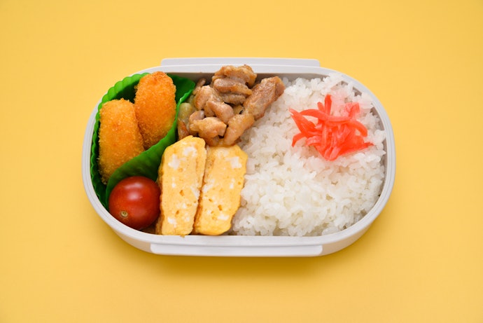 A Bento Doesn't Have to Have Built-In Compartments