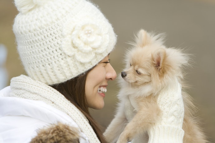 Petite Women and Short Men Do Better with Small Hats