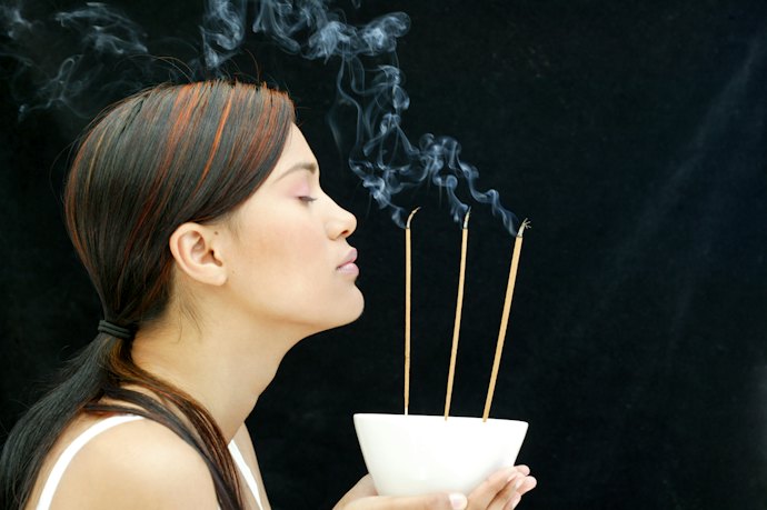 Enjoy Versatility With Bowl-Shaped Incense Burners