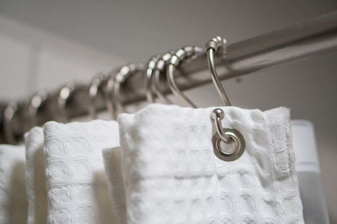 Polyester, Cotton, and Linen Can be Put in the Washer