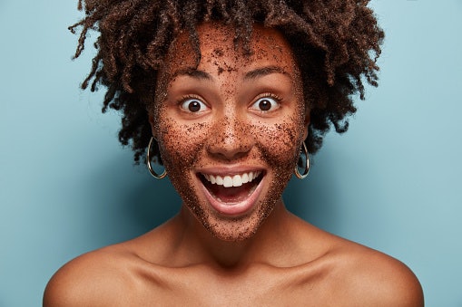 Target Aging Signs With Antioxidant-Rich Ingredients