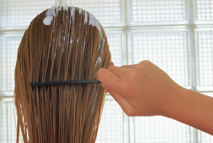Go for a Thermal Care Mousse for Damaged Hair