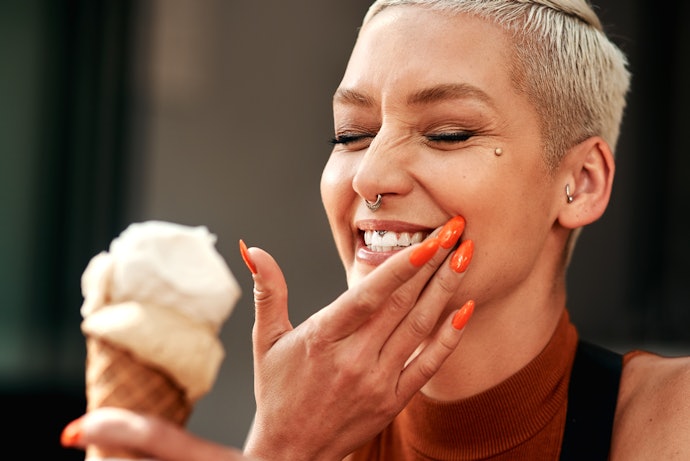 Ingredients Like Potassium Nitrate and Strontium Chloride to Reduce Sensitivity