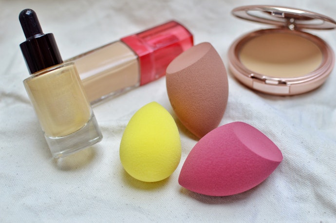Wedges, Flat, and Angled Blenders are for Highlights and Contours