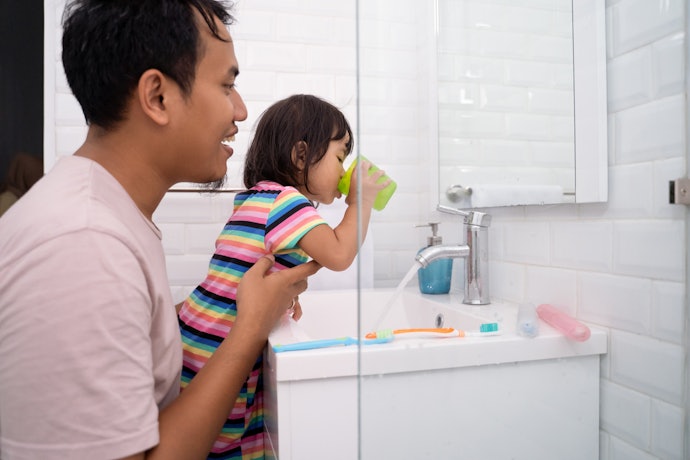 Avoid Alcohol if You're Sensitive or Share Your Mouthwash With Kids