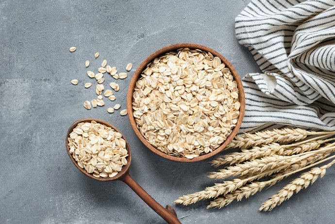 Gentle Ingredients Like Oats or Lavender for Sensitive Skin