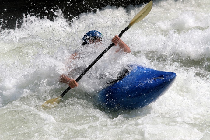 Select Durable Materials for the Paddle Blades and Shaft