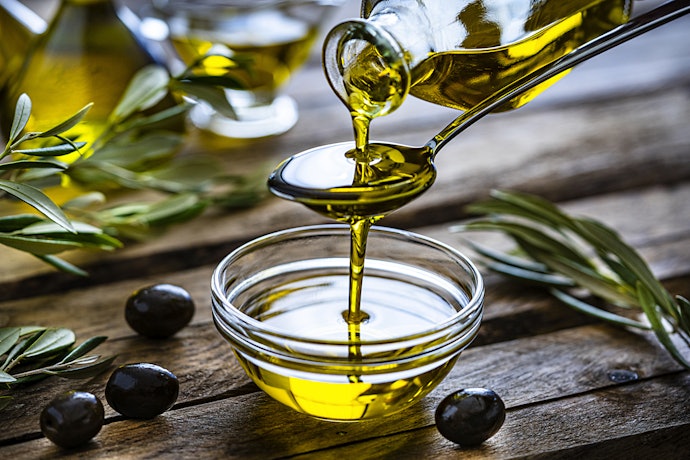 Dry Skin Benefits From Ultra-Hydrating Ingredients