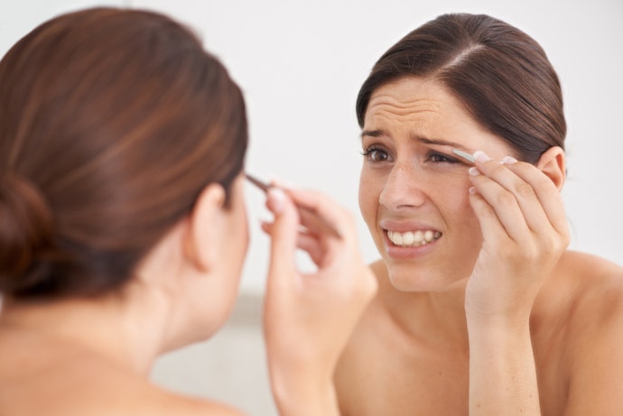 Round-Tip Tweezers Reduce the Risk of Injury