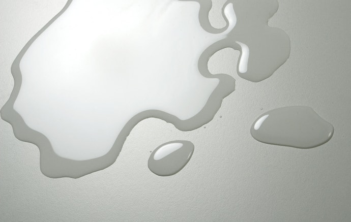 A Dish Drainer Avoids Excess Water