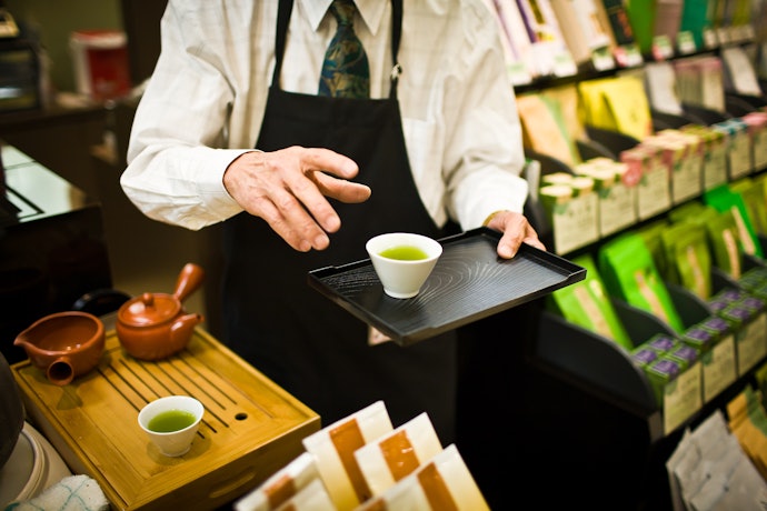 For Easy Use, Try a Tiered Tea Tray With a Removable Cover