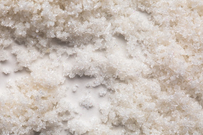 Improve Skin Health With Sea Salt