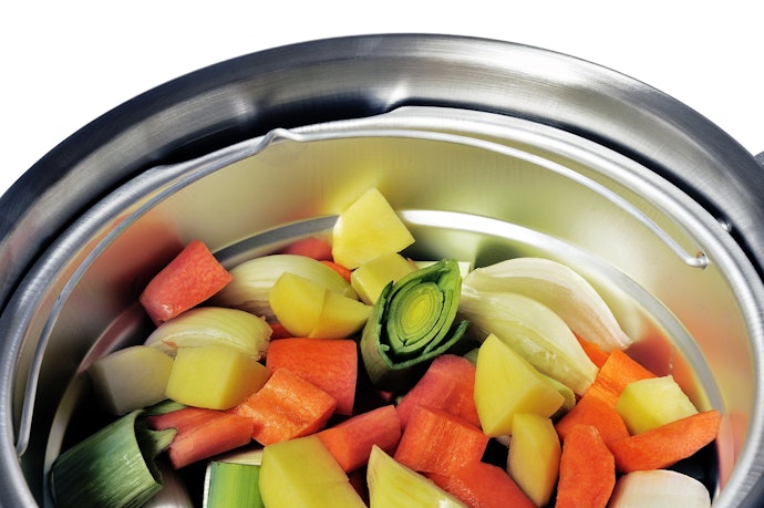 Steaming Racks or Containers Can Add Versatility