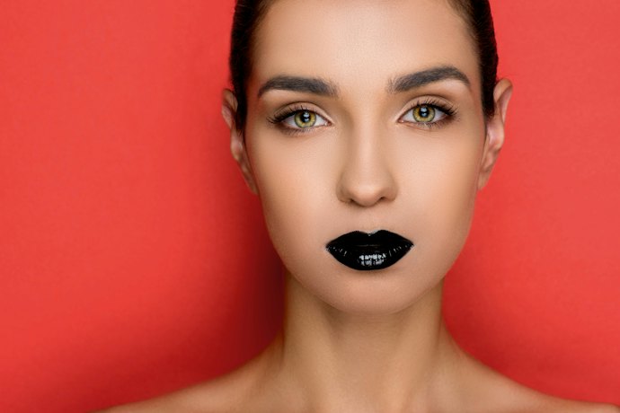 Solid Lipstick for a Wide Range of Choices and Finishes