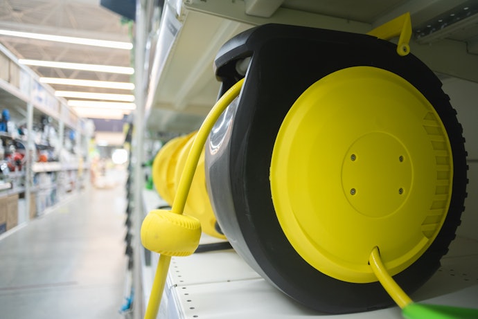 Automatic Hose Reels Have a Self-Rewinding Mechanism