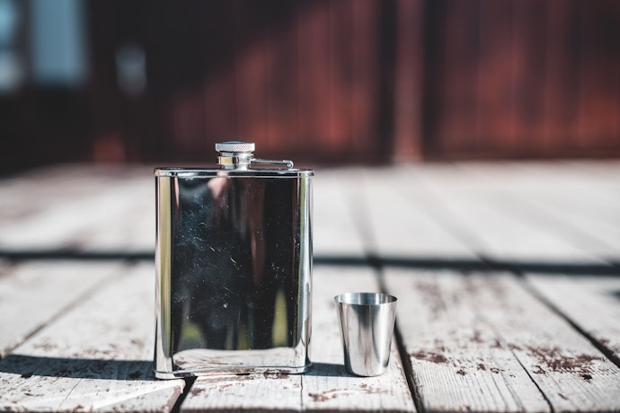 Choose a Stainless Steel Bottle for Freshness and Quality
