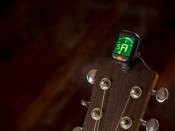 Clip-on Tuners Use Vibrations