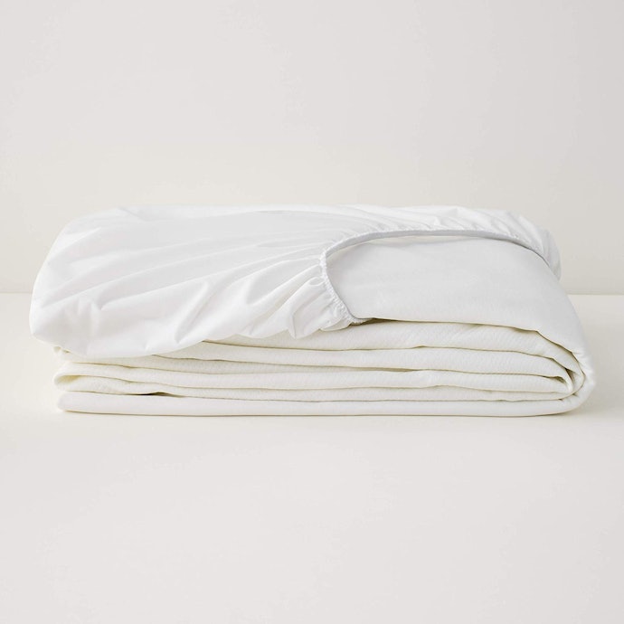 Polyester is Lightweight and Easy to Wash
