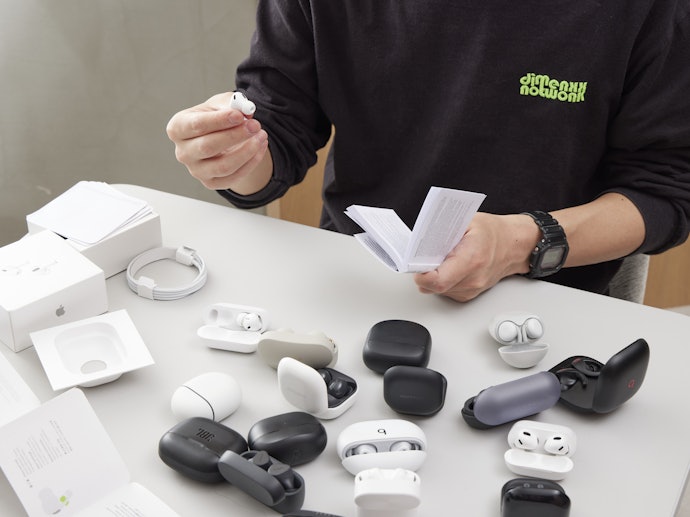 Noise-Canceling Earbuds Evaluation