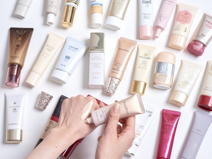 Test ⑤ How Well the BB Creams Spread