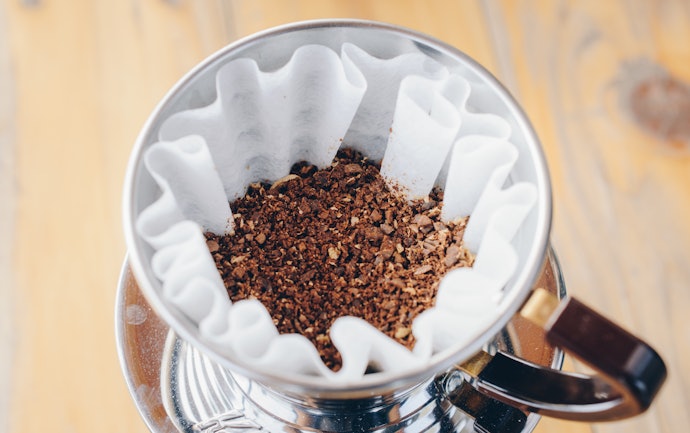 Pour Overs Require Medium-Fine Grinds