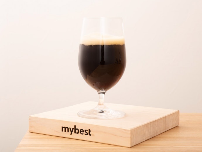 Pouring It Into a Glass Enhances the Foam and Flavor