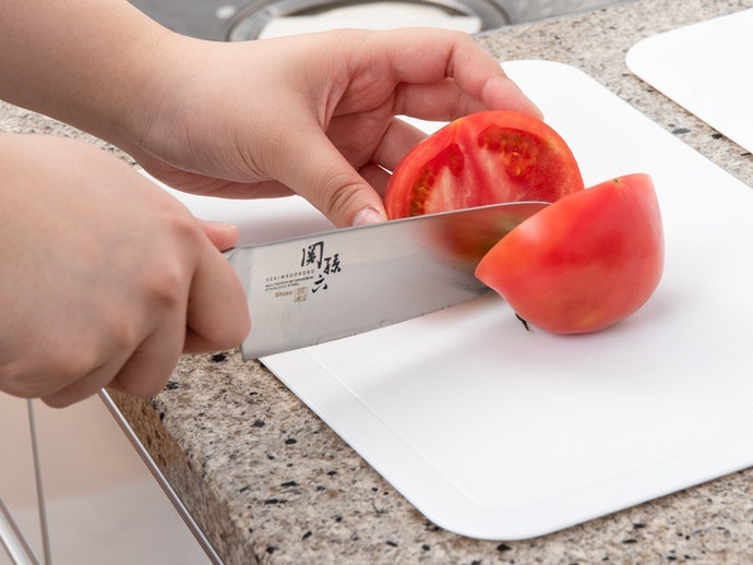 Highlights: Single-Piece Stainless Steel Knives Were Easy to Maintain