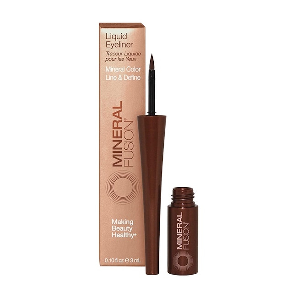 Mineral Fusion Liquid Eyeliner Image 1