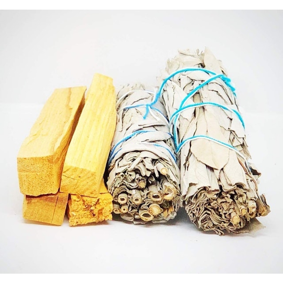 Pachamama Essentials Organic California White Sage & Palo Santo Image 2